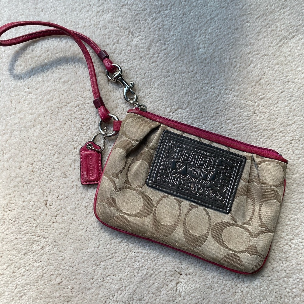 Coach Poppy Wristlet